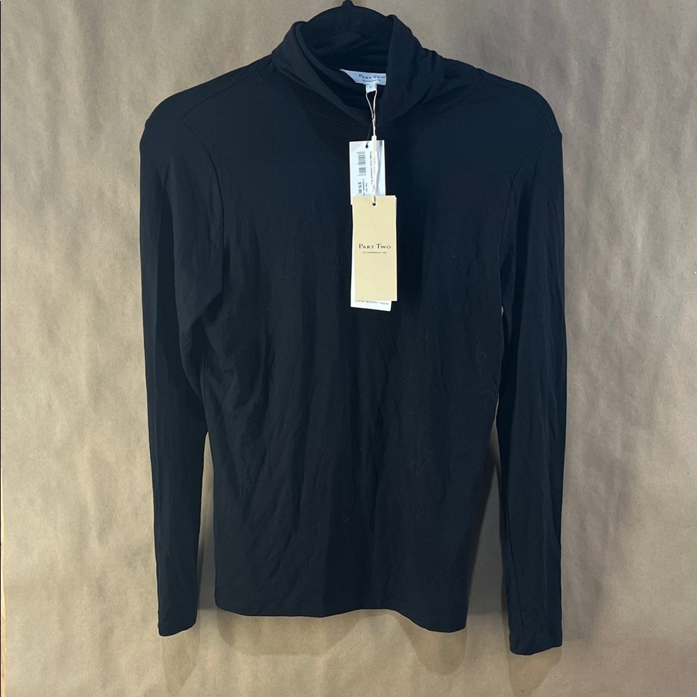 NWT Part Two Women’s Black Long Sleeve Turtleneck (Size M)